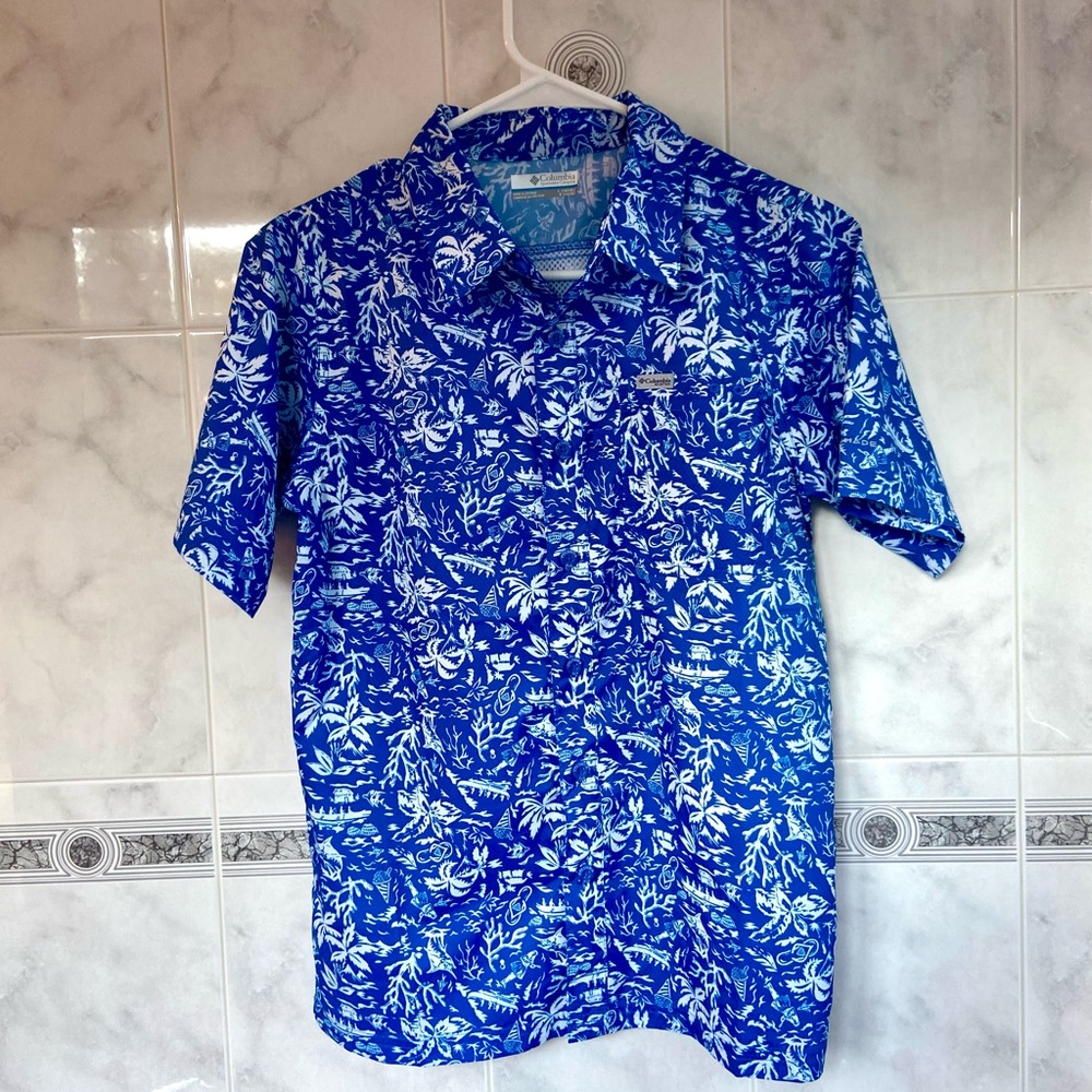 Columbia PFG Bahama button down Boys L (14-16). New without tags